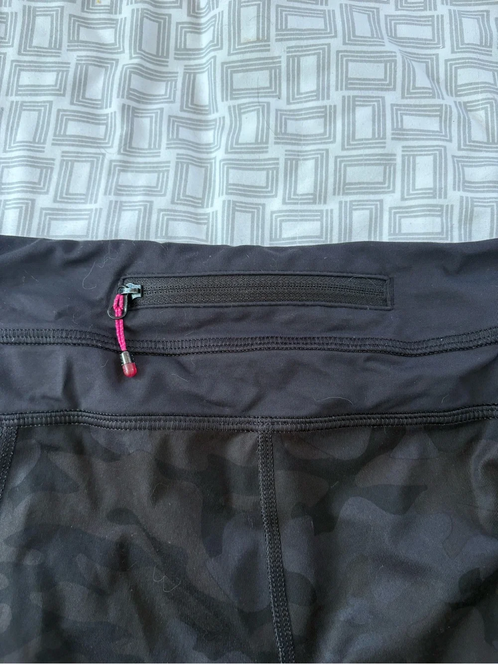 lululemon athletica Black Camo Leggings - Picture 3 of 4